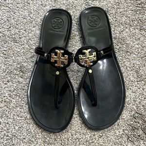 Tory Burch Jelly Flip flops. Color: Black; Women’s size 7.